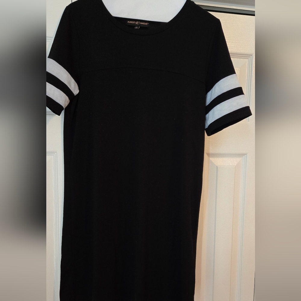 Almost Famous Black Mini Dress with White Sleeve Stripes. Large In Junior's.